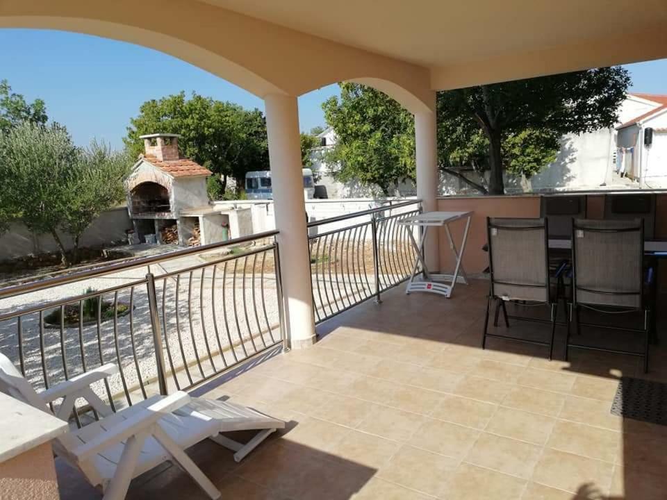Apartman Pajo Seline Exterior photo